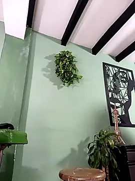 thirstymoonxx online show from 02/18/26, 05:03