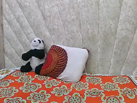 Sexy Villagegal online show from 10/24/25, 03:08