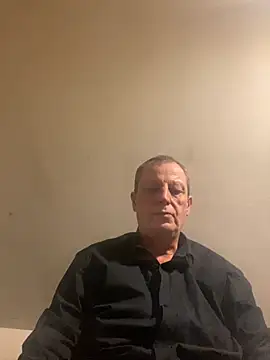 Snapshot of chubbybear2cum chatting on 09/24/25, 04:16 chubbybear2cum online show from 09/24/25, 04:16