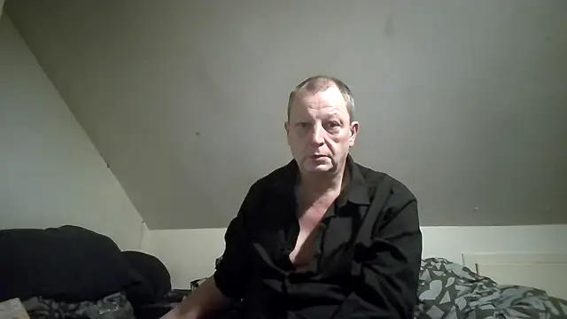 Snapshot of chubbybear2cum chatting on 03/19/26, 01:20 chubbybear2cum online show from 03/19/26, 01:20