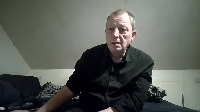 Snapshot of chubbybear2cum chatting on 03/22/26, 03:21 chubbybear2cum online show from 03/22/26, 03:21