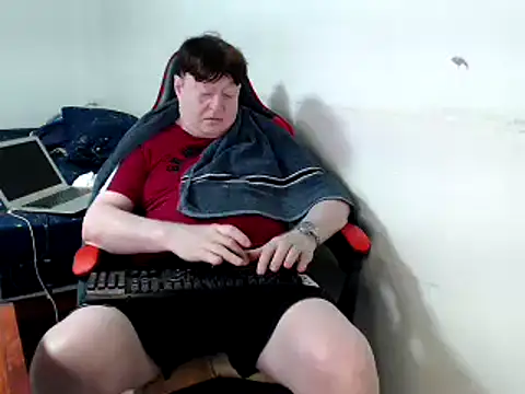 Snapshot of Erocon_6 chatting on 12/14/24, 05:07 Erocon 6 online show from 12/14/24, 05:07