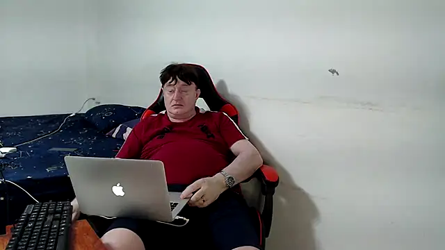 Snapshot of Erocon_6 chatting on 12/29/24, 08:22 Erocon 6 online show from 12/29/24, 08:22