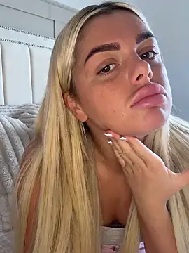 IrishTeenBarbie69 online show from 02/18/26, 01:07