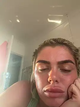 IrishTeenBarbie69 online show from 05/24/26, 06:57