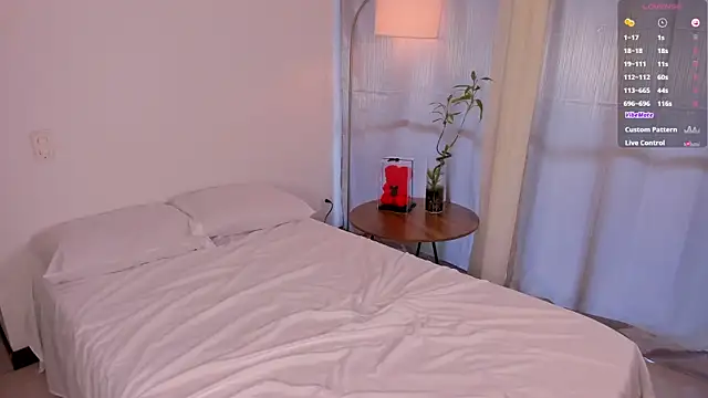  Miss Kimm online show from 02/11/25, 12:05