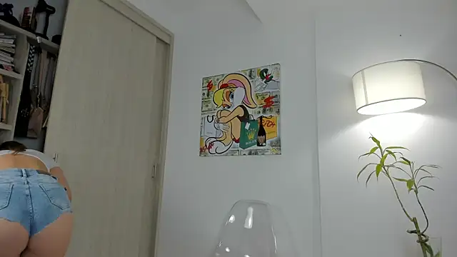  Miss Kimm online show from 02/27/25, 11:10