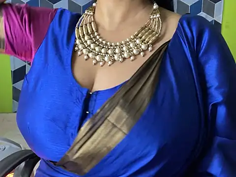 Aishwarya 101  online show from 01/29/25, 12:22