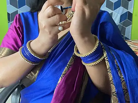 Aishwarya 101  online show from 02/19/25, 11:38