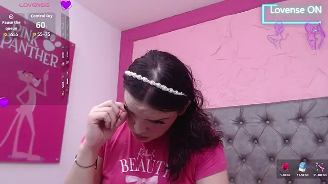 Snapshot of Pearl_Michelts chatting on 07/16/26, 01:17 Pearl Michelts online show from 07/16/26, 01:17