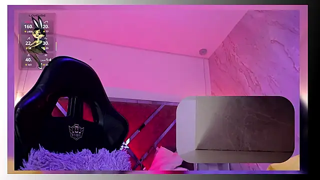 SweetieCloe  online show from 03/18/26, 09:18