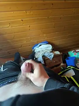 Snapshot of sollzii chatting on 04/28/26, 06:29 sollzii online show from 04/28/26, 06:29