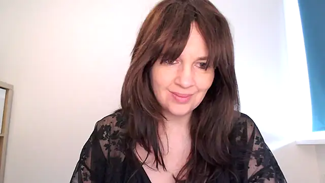 Ella Next Door online show from 02/01/26, 08:24