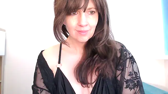 Ella Next Door online show from 03/16/26, 08:51