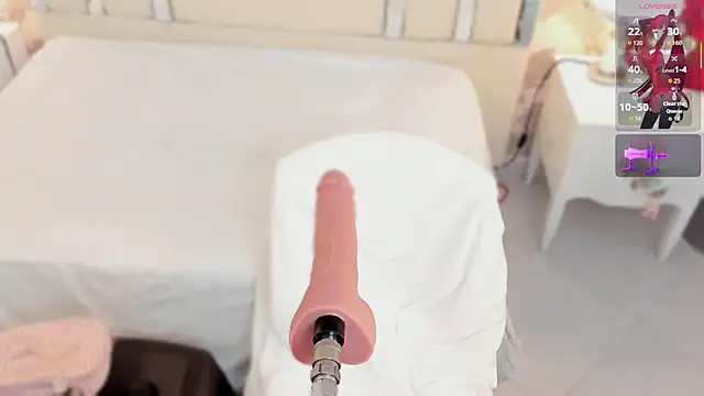 Miliaangeles online show from 12/19/25, 08:21