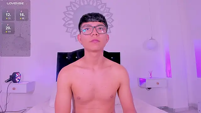 CodyTwink online show from 10/13/25, 05:57