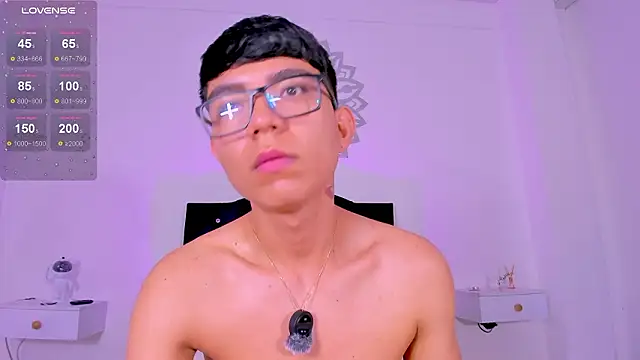 CodyTwink online show from 03/23/26, 01:48