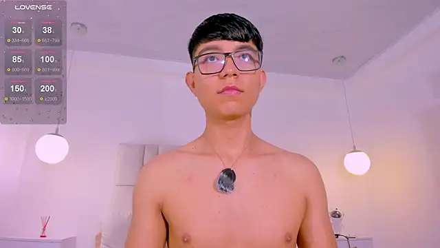 CodyTwink online show from 07/13/26, 09:06