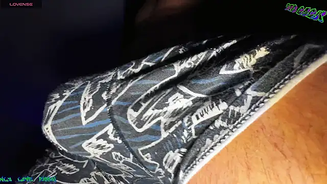 Snapshot of Deutscher_Gro8schwanz_88 chatting on 02/05/25, 02:51 Deutscher Gro8schwanz 88 online show from 02/05/25, 02:51