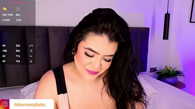 Snapshot of Harmonybabe_ chatting on 09/12/25, 11:10 Harmonybabe  online show from 09/12/25, 11:10
