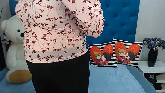 Snapshot of Sexy_MALIKKA chatting on 01/20/25, 12:49 Sexy MALIKKA online show from 01/20/25, 12:49