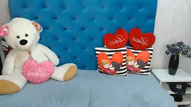 Snapshot of Sexy_MALIKKA chatting on 02/14/25, 11:10 Sexy MALIKKA online show from 02/14/25, 11:10