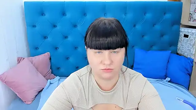 Snapshot of Sexy_MALIKKA chatting on 10/21/25, 01:50 Sexy MALIKKA online show from 10/21/25, 01:50