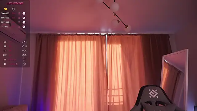 Snapshot of AnuricBriny chatting on 03/21/25, 03:12 AnuricBriny online show from 03/21/25, 03:12