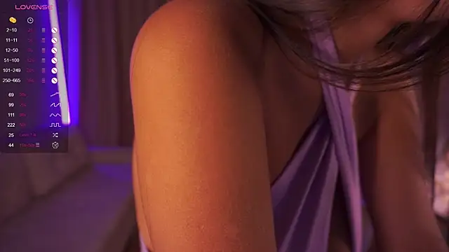 Snapshot of AnuricBriny chatting on 09/11/25, 09:37 AnuricBriny online show from 09/11/25, 09:37