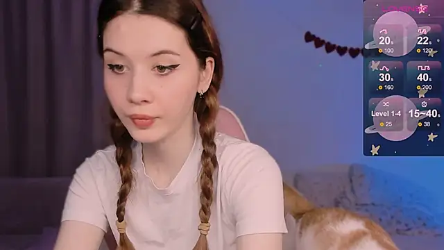 Snapshot of CoddleWeeper_ chatting on 11/13/25, 01:37 CoddleWeeper online show from 11/13/25, 01:37