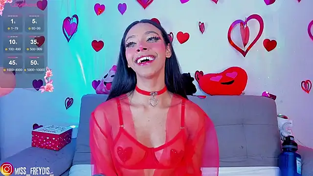 Snapshot of Miss_freydis chatting on 02/15/25, 02:58 Miss freydis online show from 02/15/25, 02:58