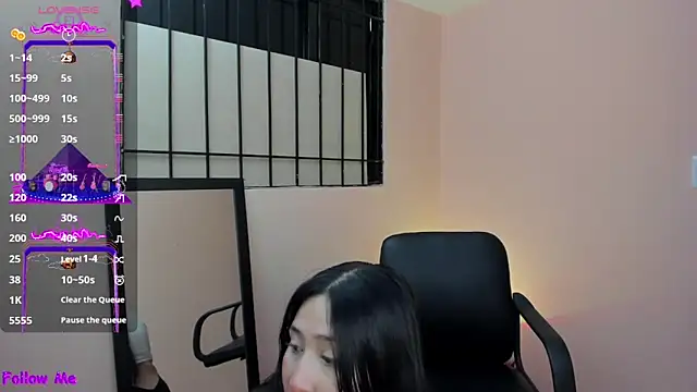 cherrycurvyyy online show from 11/21/25, 07:34