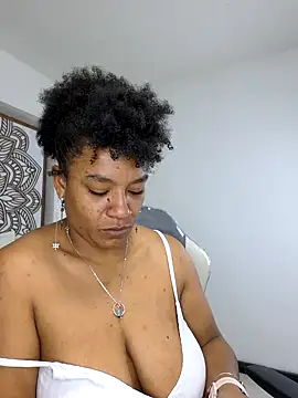 Selket11 online show from 01/30/25, 11:01