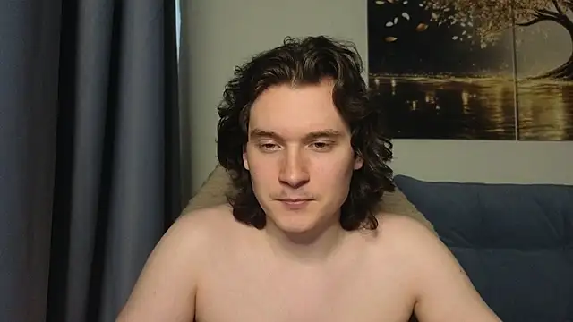 Snapshot of MoreRealAlex chatting on 06/21/26, 05:48 MoreRealAlex online show from 06/21/26, 05:48