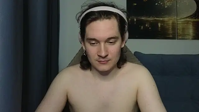 Snapshot of MoreRealAlex chatting on 07/01/26, 04:14 MoreRealAlex online show from 07/01/26, 04:14