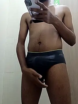 Snapshot of JerryJerome01 chatting on 03/22/26, 03:04 JerryJerome01 online show from 03/22/26, 03:04