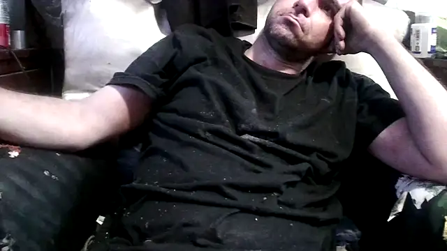 robeaulieu02 online show from 01/01/25, 07:43