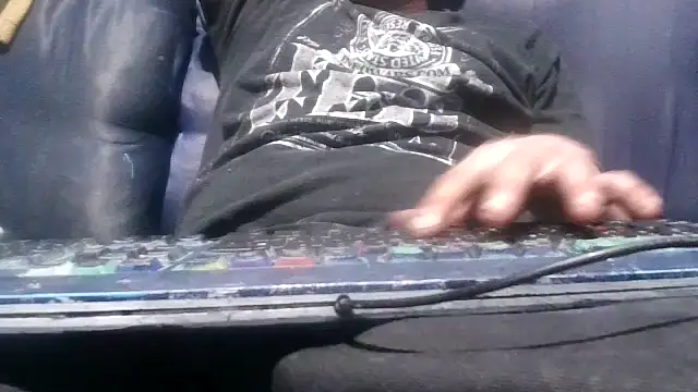 robeaulieu02 online show from 03/17/25, 04:40