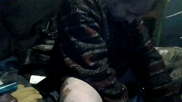 Snapshot of robeaulieu02 chatting on 02/26/26, 07:51 robeaulieu02 online show from 02/26/26, 07:51