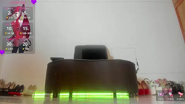 Snapshot of violetmontan chatting on 10/14/25, 09:10 violetmontan online show from 10/14/25, 09:10