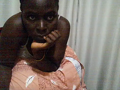 Snapshot of ara_bella chatting on 11/09/25, 01:15 ara bella online show from 11/09/25, 01:15