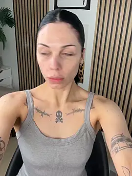 NattyFierros online show from 10/30/25, 09:04