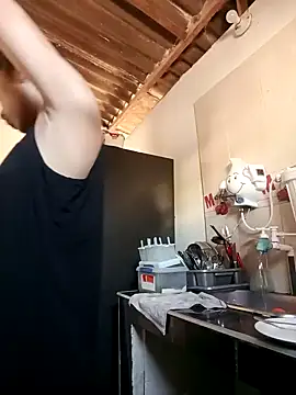 Snapshot of Boypolla11 chatting on 01/11/25, 03:42 Boypolla11 online show from 01/11/25, 03:42