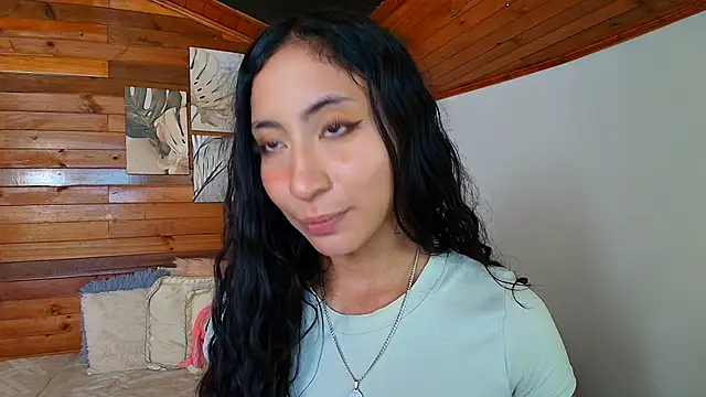 Snapshot of amber_curly chatting on 02/21/26, 04:41 amber curly online show from 02/21/26, 04:41