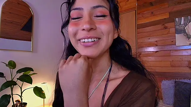 Snapshot of amber_curly chatting on 08/04/26, 09:50 amber curly online show from 08/04/26, 09:50