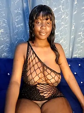 Snapshot of Tushy_baiby2000 chatting on 02/13/26, 10:17 Tushy baiby2000 online show from 02/13/26, 10:17