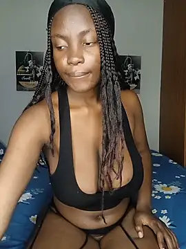 Snapshot of Tushy_baiby2000 chatting on 05/20/26, 11:00 Tushy baiby2000 online show from 05/20/26, 11:00
