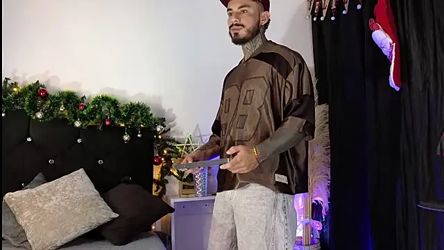 john cartter1 online show from 11/30/25, 11:14