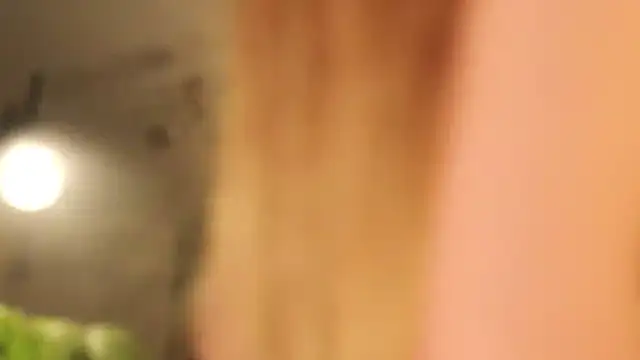 Snapshot of Sandy-the-Squirrel chatting on 03/06/25, 05:11 Sandy-the-Squirrel online show from 03/06/25, 05:11