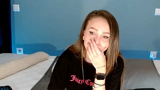 AnnaMaee online show from 01/11/25, 04:48